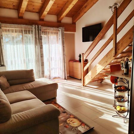 La Villa Gialla Aosta Exterior foto