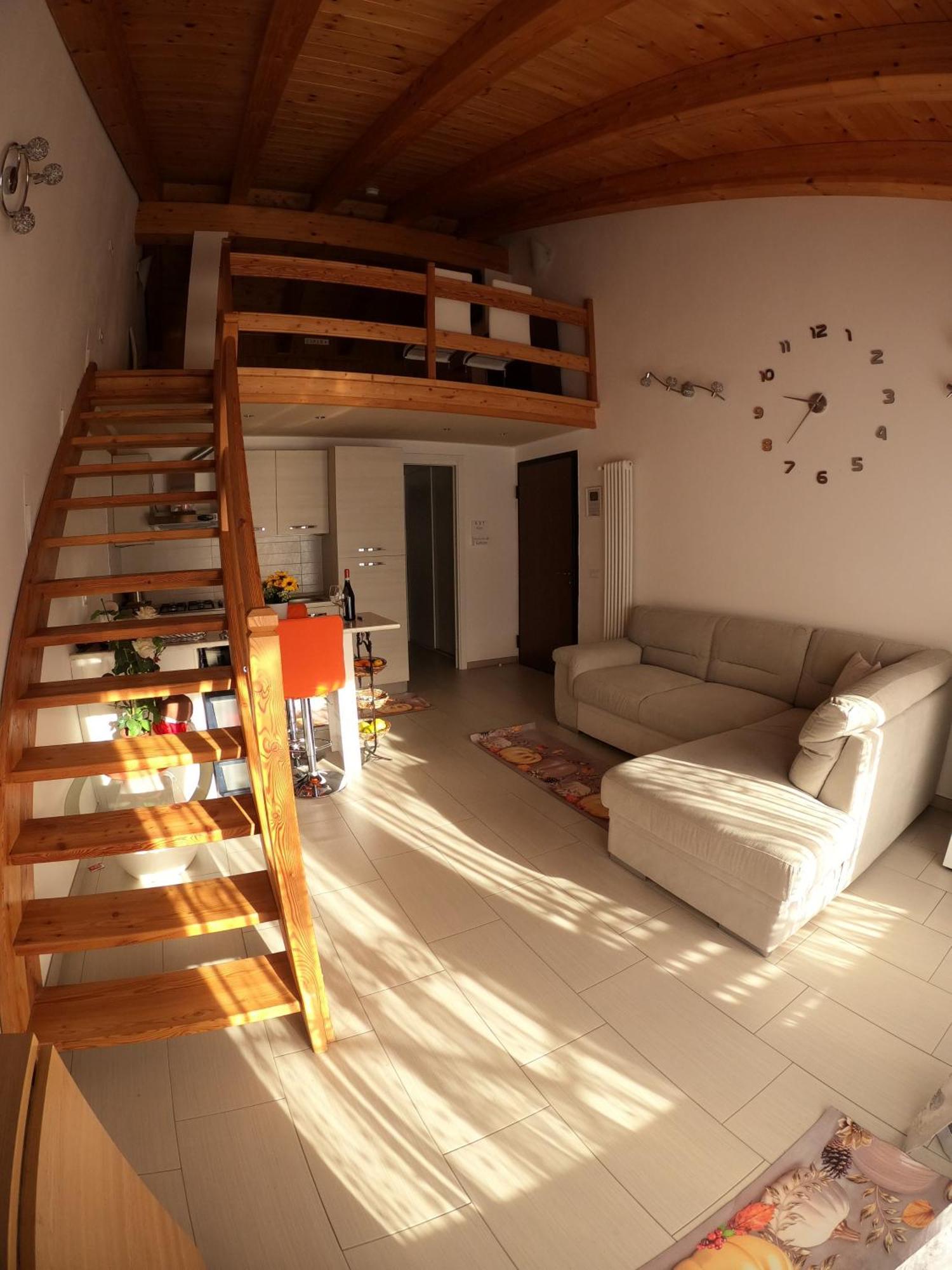 La Villa Gialla Aosta Exterior foto